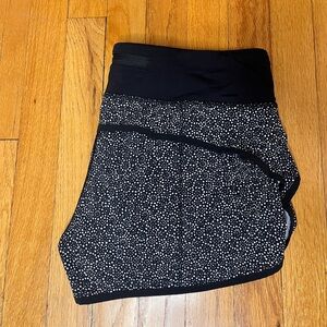 Lululemon Patterns Speed Up Shorts